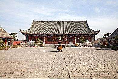 《黎明行者之血》想要再次革新RPG 但会小心翼翼